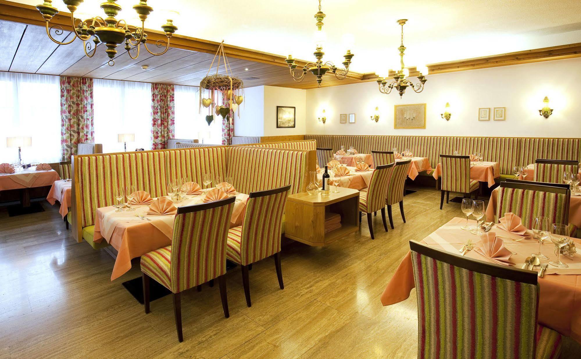 Hotel St. Anton 4*